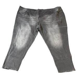 NWT Universal Standard Size 38 VINTAGE LOGAN‎ HIGH RISE 32" DISTRESSED GREY